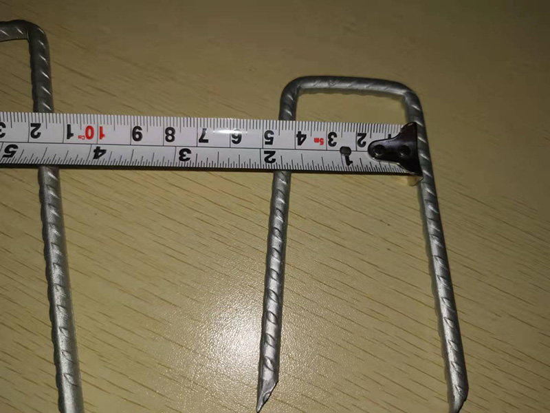 草皮釘-表面帶紋